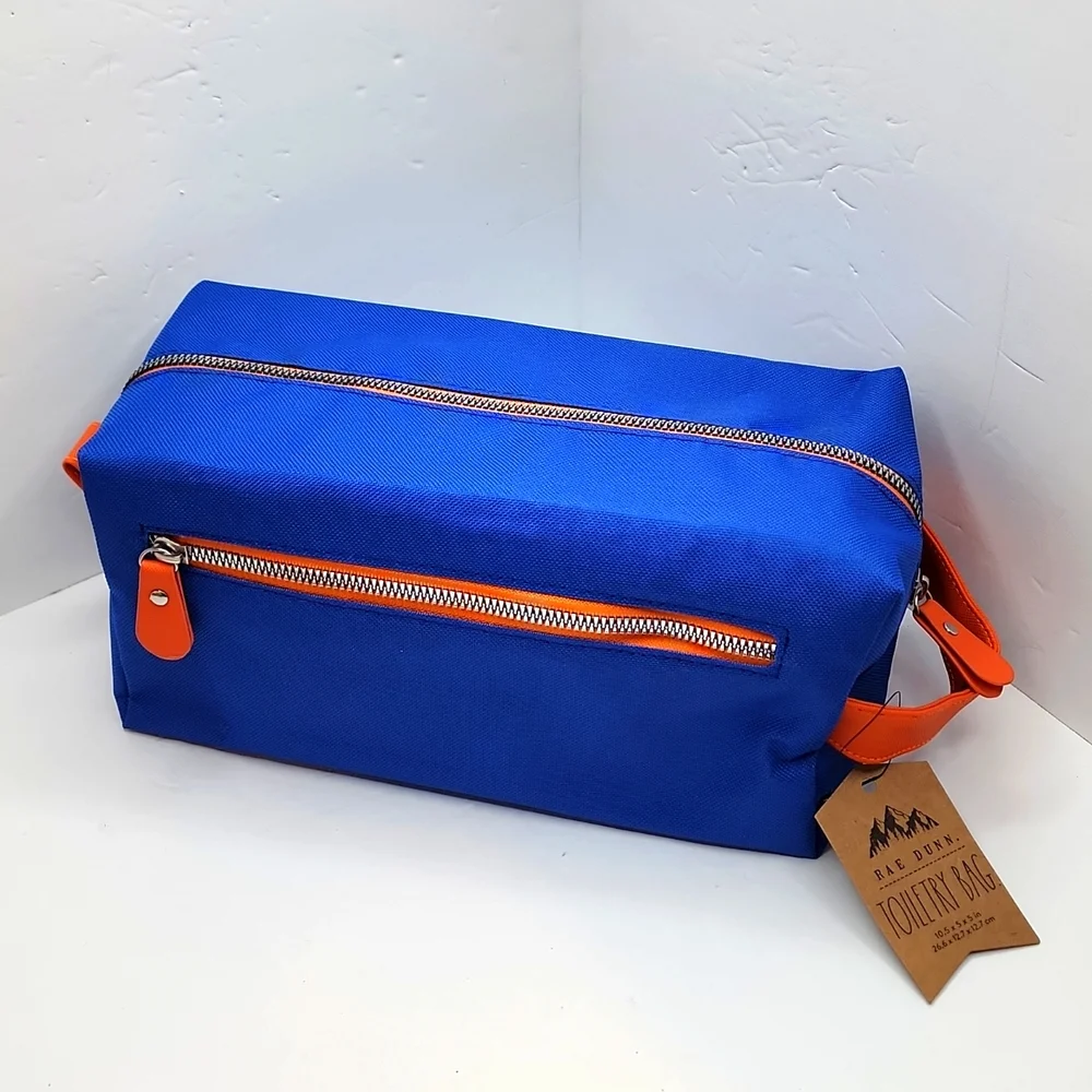 RAE DUNN Toiltry BAG BLUE